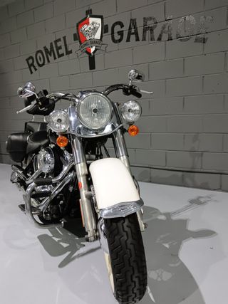 Harley Davidson Softail Deluxe Negra/Blanca