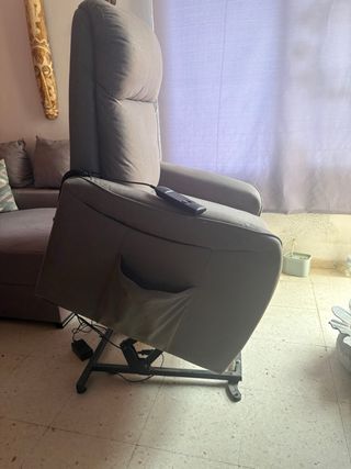 Butacón reclinable con mando gris