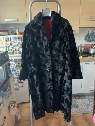 Pelliccia sintetica vintage nera