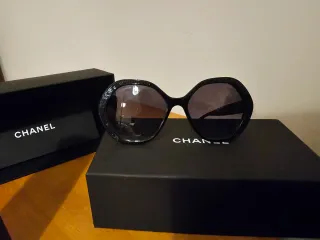 Occhiali da sole Chanel