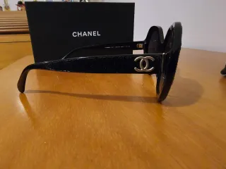 Occhiali da sole Chanel