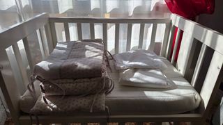 Minicuna Allegra con colchones y monitor