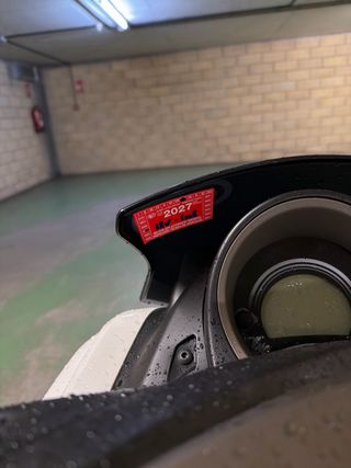 Yamaha N Max 125 ABS Scooter Plata/Blanco