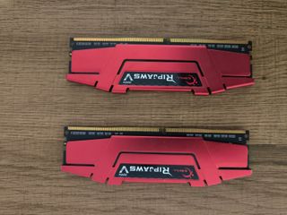 MSI Z270 Tomahawk + Intel i5-7500 + 16GB RAM