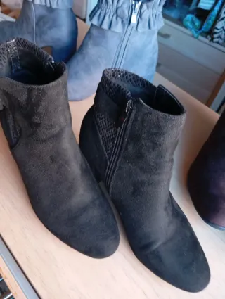 Botines Talla 38 Varios Modelos colores, un solo u