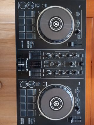 Controladora DJ Pioneer DDJ-RB