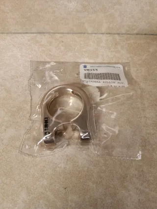 Abrazadera sillín aluminio 28.6