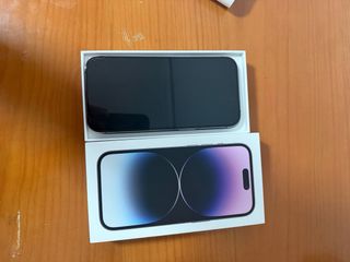 iPhone 14 Pro Azul/Morado + Accesorios