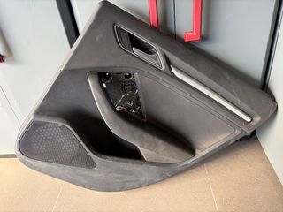 Guarnecido Puerta Trasera Derecha Audi A3 8V