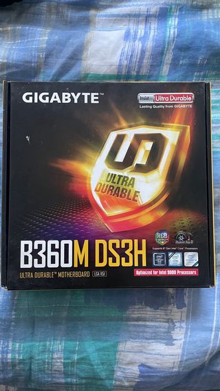 Ordenador Gaming de sobremesa Windows 11 activado.