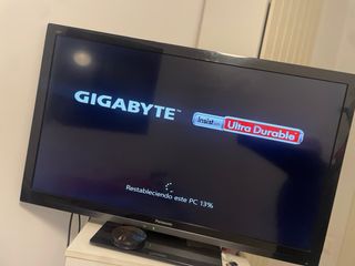 Ordenador Gaming de sobremesa Windows 11 activado.