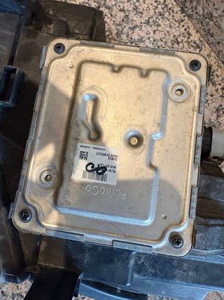 Faro Delantero Derecho LED VW Amarok