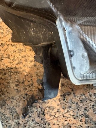 Faro Delantero Derecho LED VW Amarok