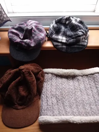 Conjunto de gorros y bufanda mujer