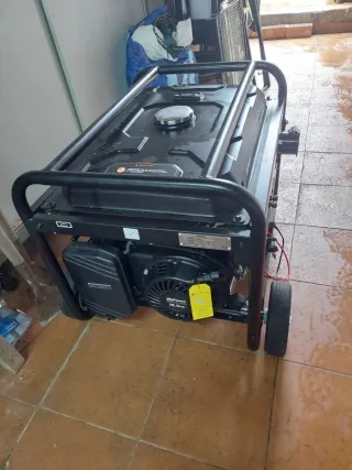 Generador 7.5 kW - 2 meses de uso