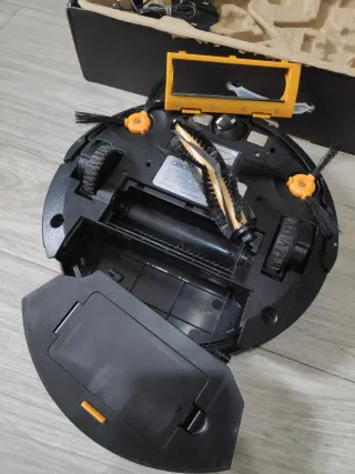 Robot Aspirador Conga Cecotec + Accesorios