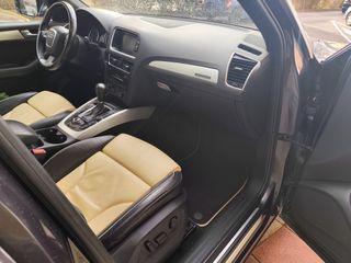 Audi Q5 / 2.0 TFSI quattro