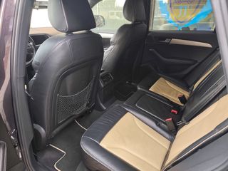 Audi Q5 / 2.0 TFSI quattro