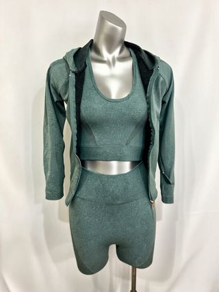 Conjunto deportivo 3 piezas verde
