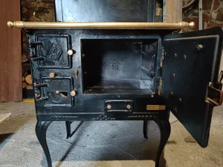 Cocina de leña antigua