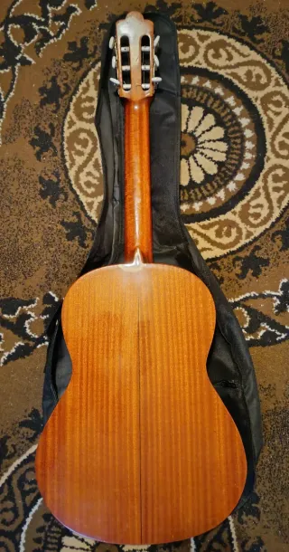 Guitarra Clásica José Ramírez