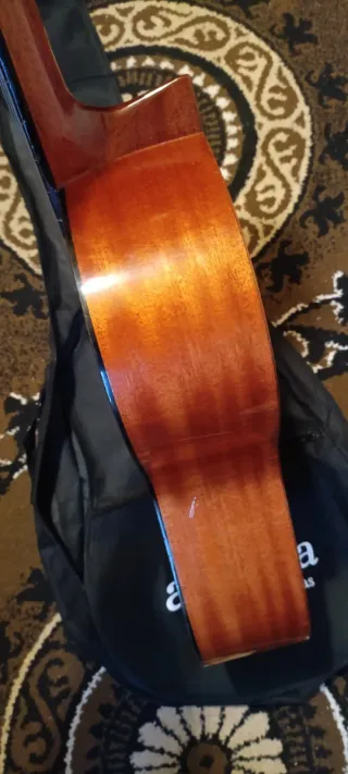 Guitarra Clásica José Ramírez