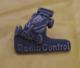 Lote 2 pins Radio Control vintage