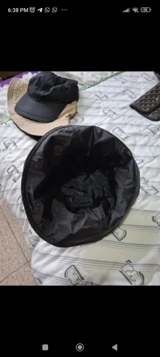 Gorro Pesquero Doble Uso y Material Negro y Gris