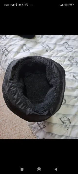 Gorro Pesquero Doble Uso y Material Negro y Gris