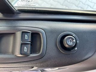 Ford Transit Custom 2.0 TDCi 130cv L2 Trend Rampa elevadora