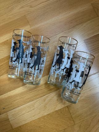 Lote de 4 vasos del Camino de Santiago