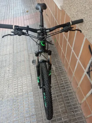 Bicicleta de montaña CONOR 7200