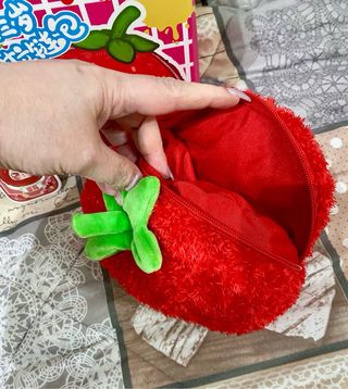 Baby Three pochette grande rossa