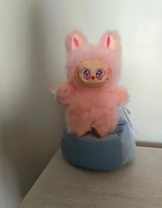 Labubu the monster popmart