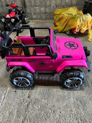 Coche eléctrico infantil rosa 4x4