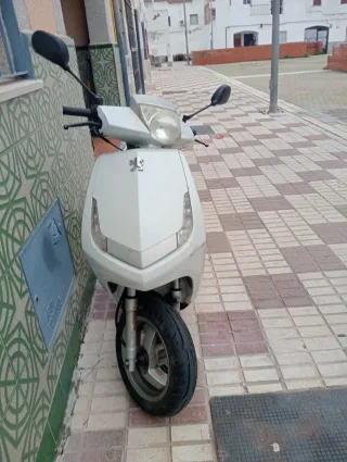 Peugeot 49cc Scooter Blanca Automática
