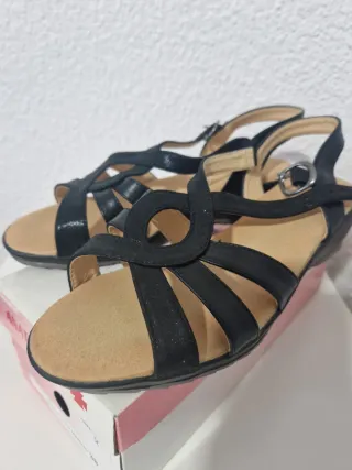 Sandalias de cuña negras mujer
