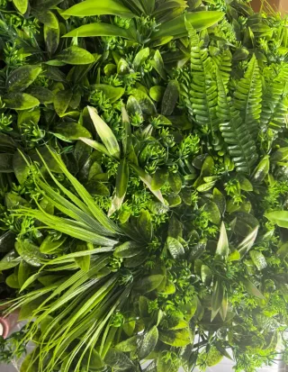 Jardín Vertical Artificial con Flores