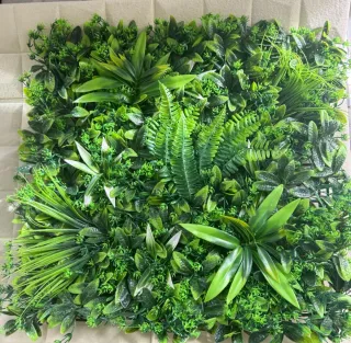 Jardín Vertical Artificial con Flores