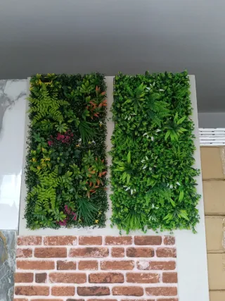 Jardín Vertical Artificial con Flores