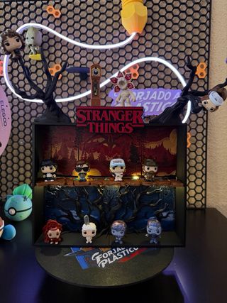 Expositor Stranger Things Kinder Joy