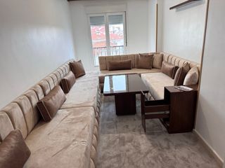 Sofá modular beige y marrón