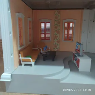 Casa Playmobil 5302 con todo lo que ves en la foto