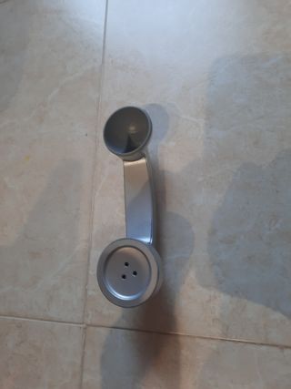 Cocina de juguete de madera.