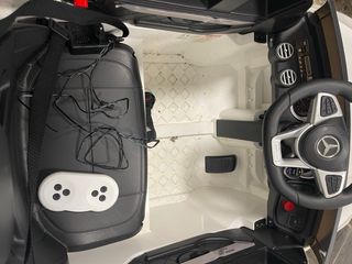 Coche Batería Niños con Mando y Bluetooth