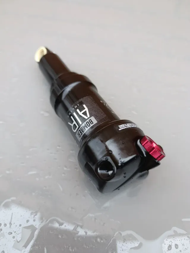 165x40mm MARZOCCHI Bomber Inline A LSR Evol 2025.