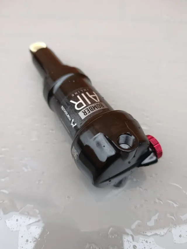 165x40mm MARZOCCHI Bomber Inline A LSR Evol 2025.