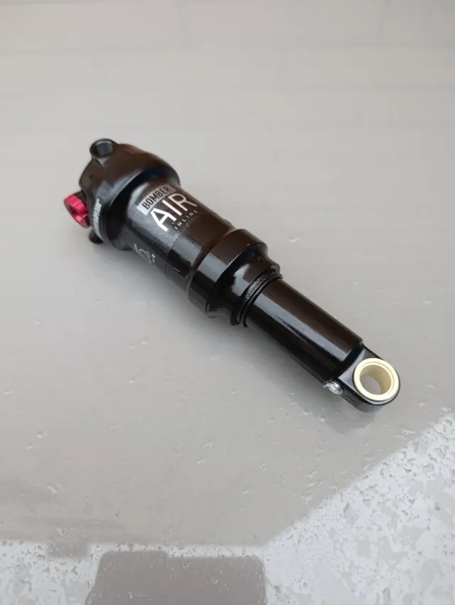 165x40mm MARZOCCHI Bomber Inline A LSR Evol 2025.