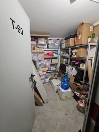 se vende plaza grande de garaje y gran trastero