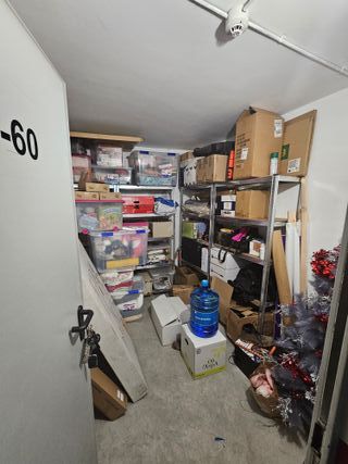 se vende plaza grande de garaje y gran trastero